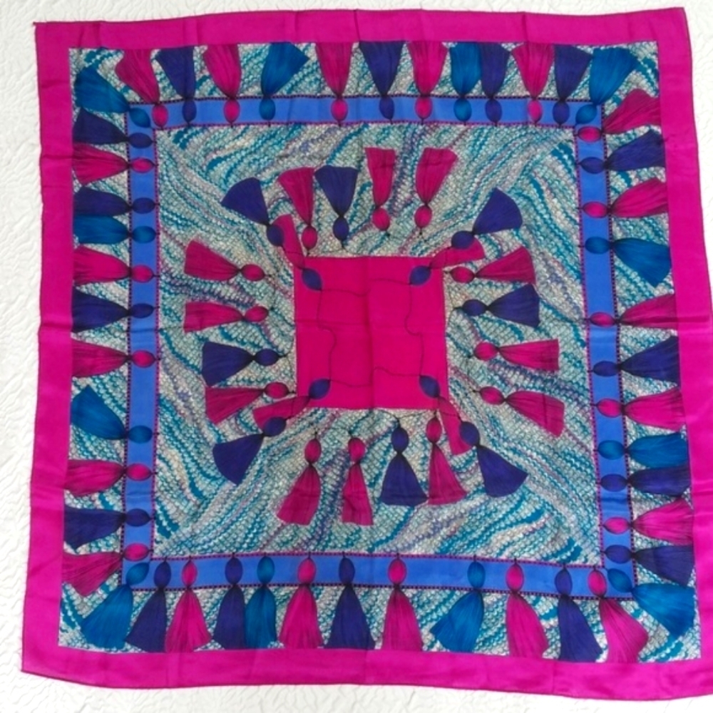 VTG Abstract Design Vivid Colors Silky Scarf - Picture 2 of 4